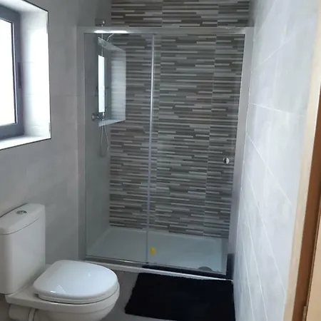 Modern 2 Bedroom